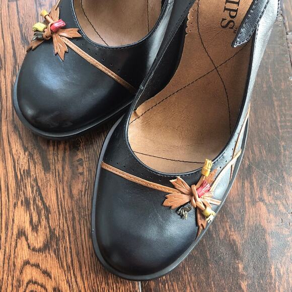 Vintage Black Sling Back Heels Round Toe Women 8 M Tan Trim y2k NOS Two Lips - Picture 3 of 10
